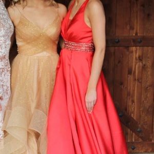 Prom dress (red)